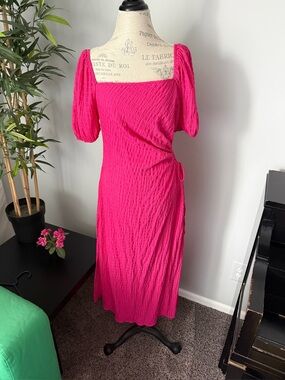 Dress size large women off the shoulder pink midi 
new with out tags